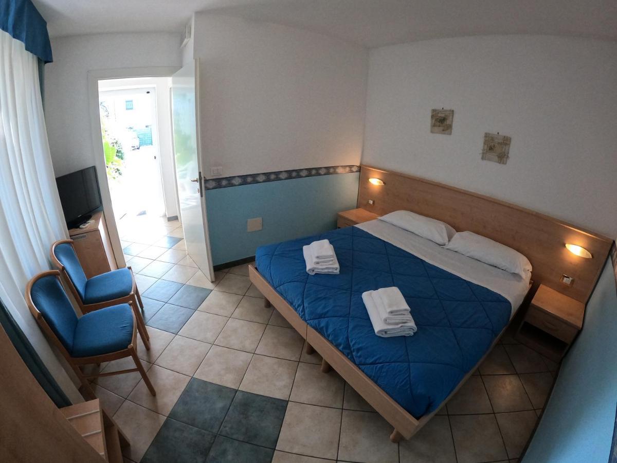 Albergo La Caravella Staranzano Экстерьер фото