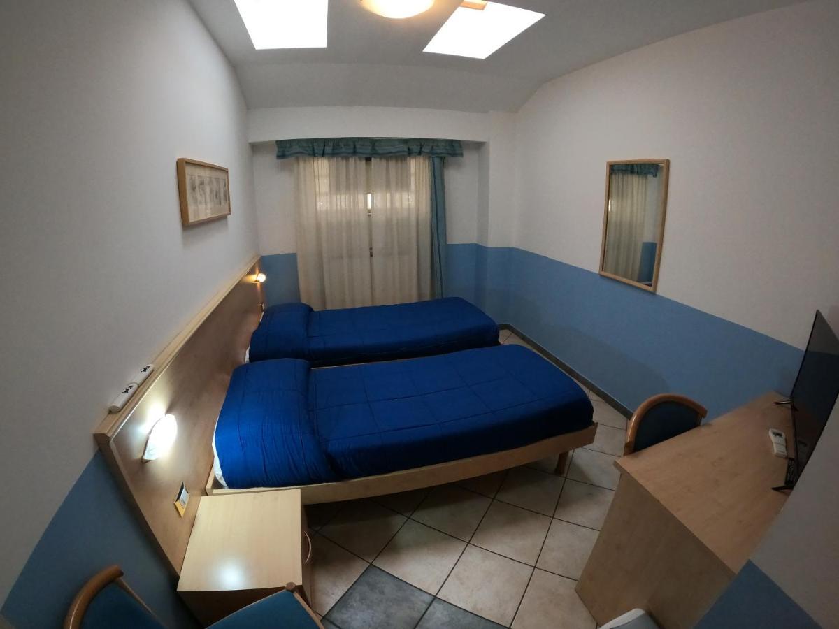 Albergo La Caravella Staranzano Экстерьер фото
