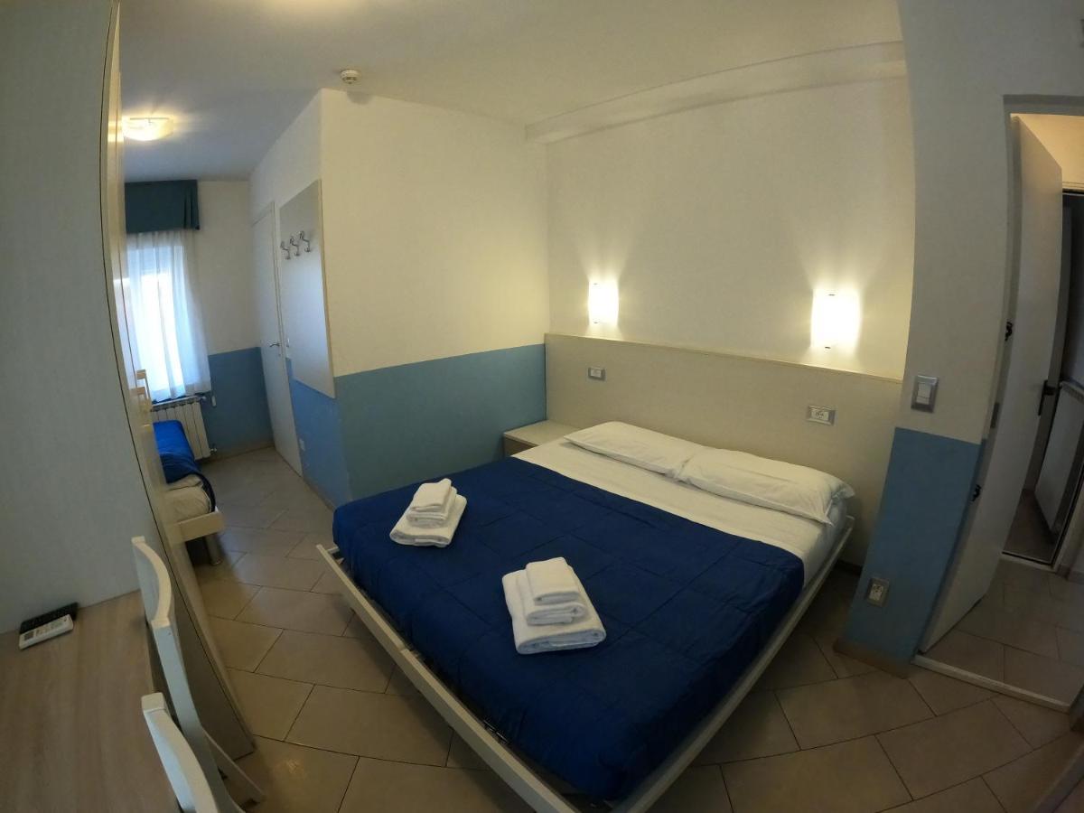 Albergo La Caravella Staranzano Экстерьер фото