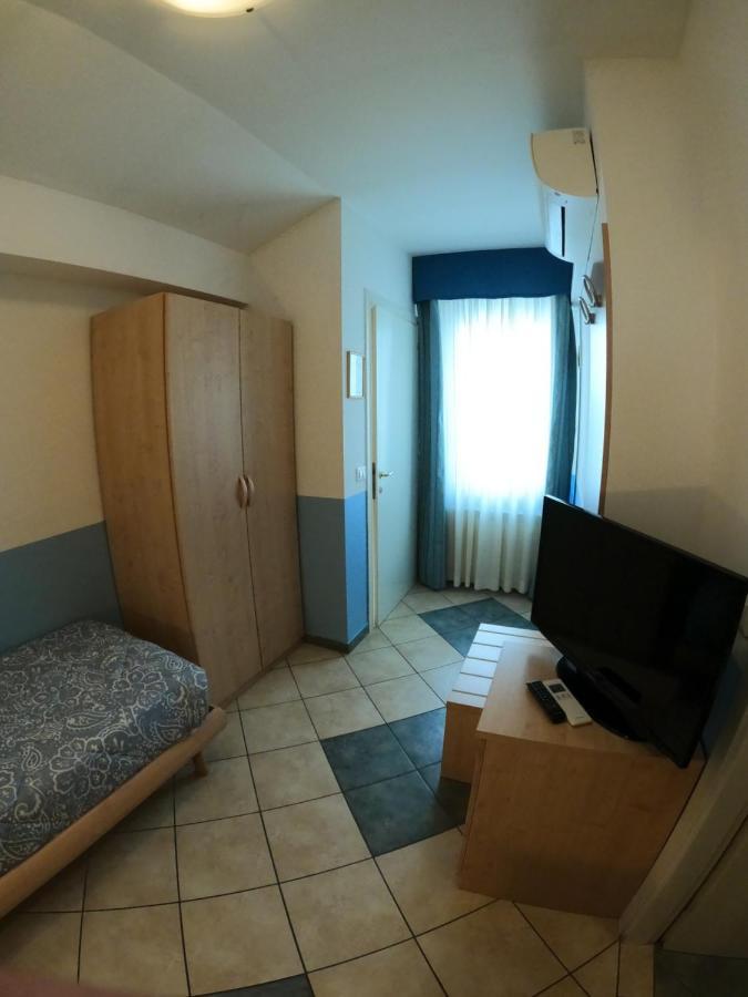 Albergo La Caravella Staranzano Экстерьер фото
