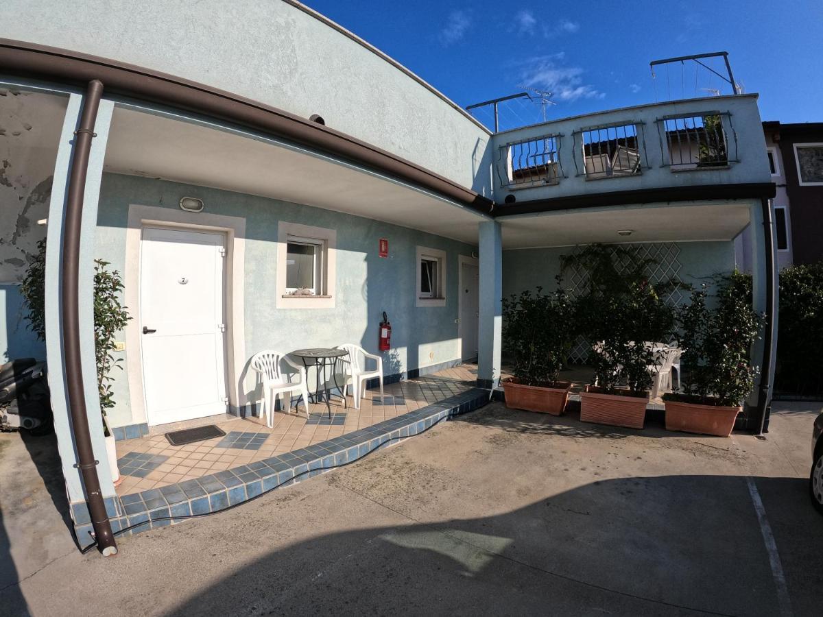 Albergo La Caravella Staranzano Экстерьер фото