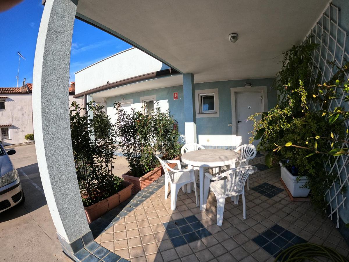 Albergo La Caravella Staranzano Экстерьер фото