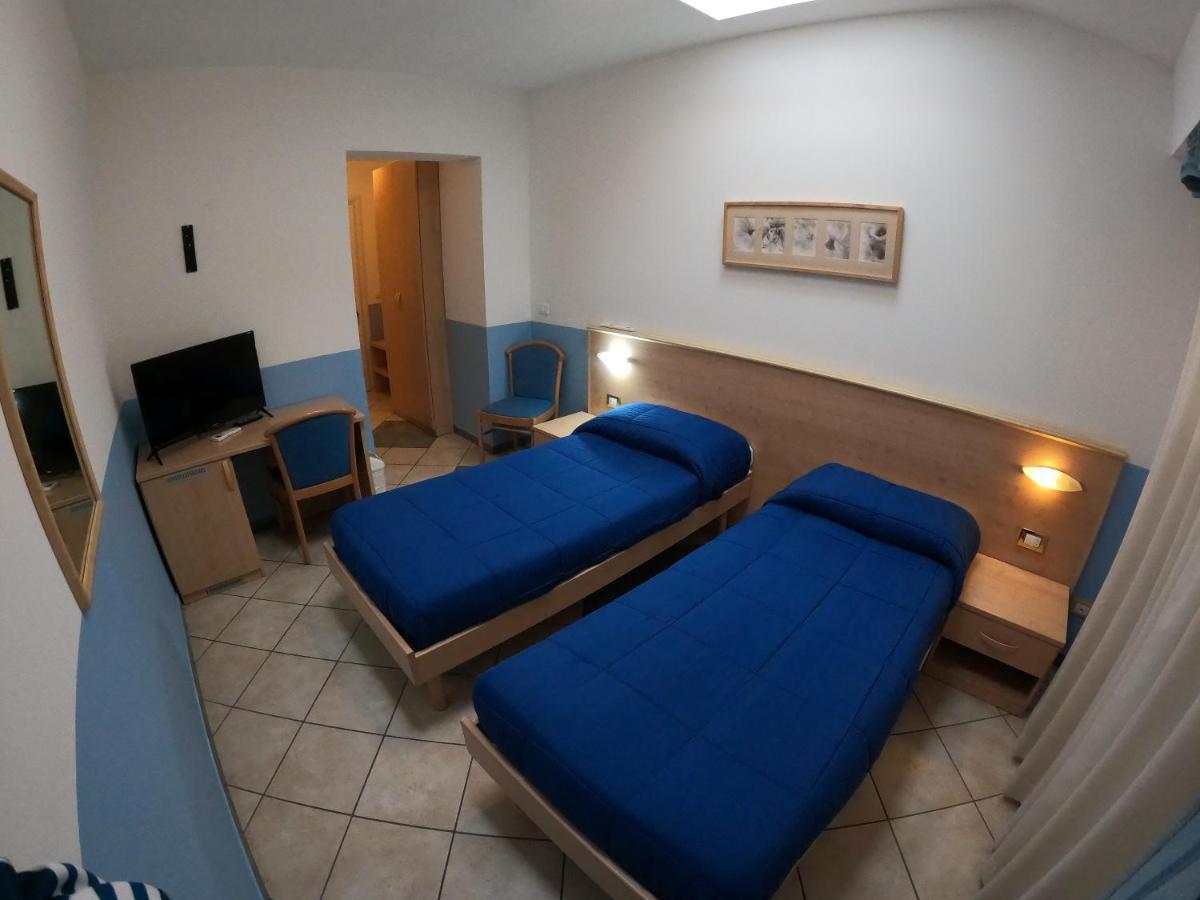 Albergo La Caravella Staranzano Экстерьер фото